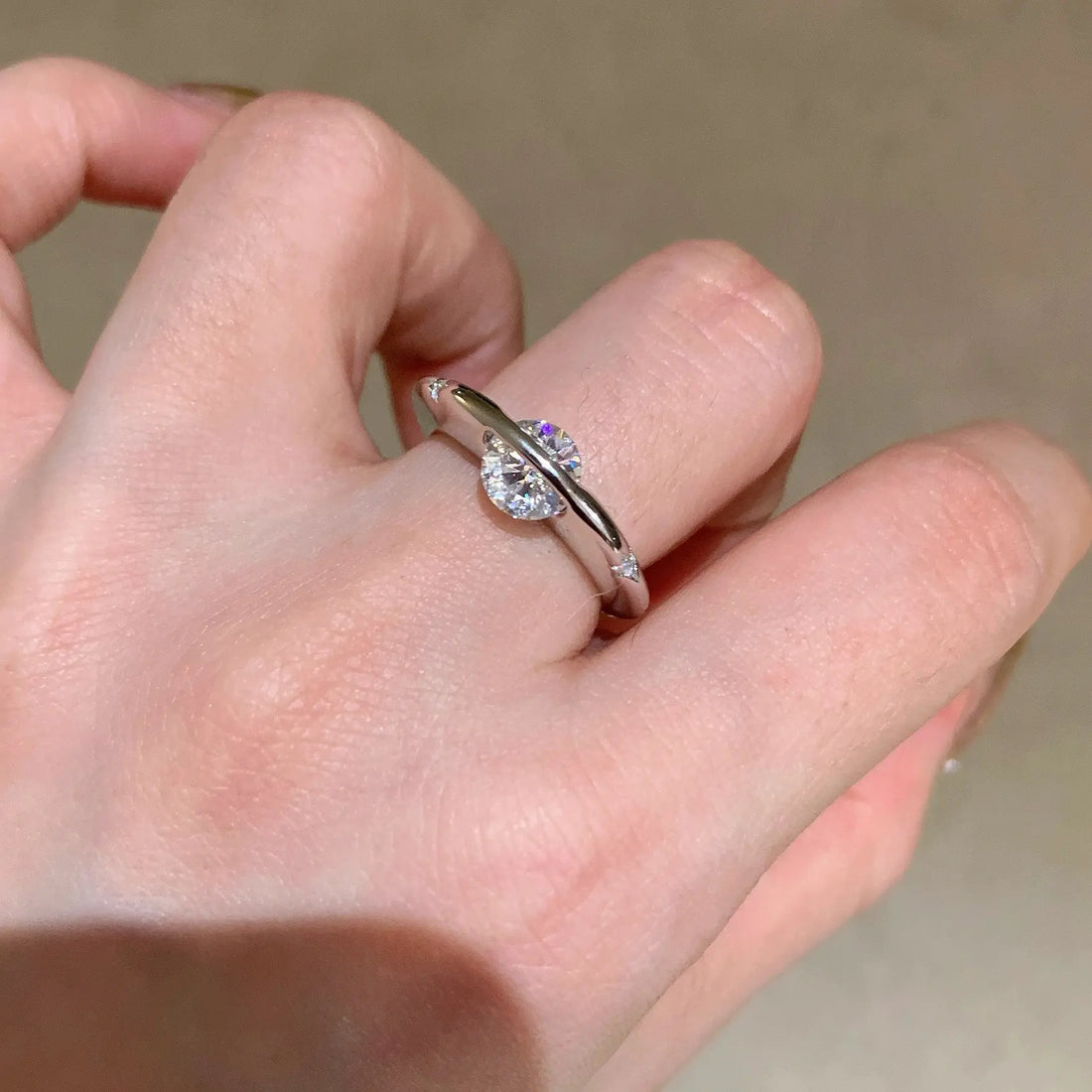 925 Sterling Silver Vintage - style Planet - Surrounding Diamond Ring