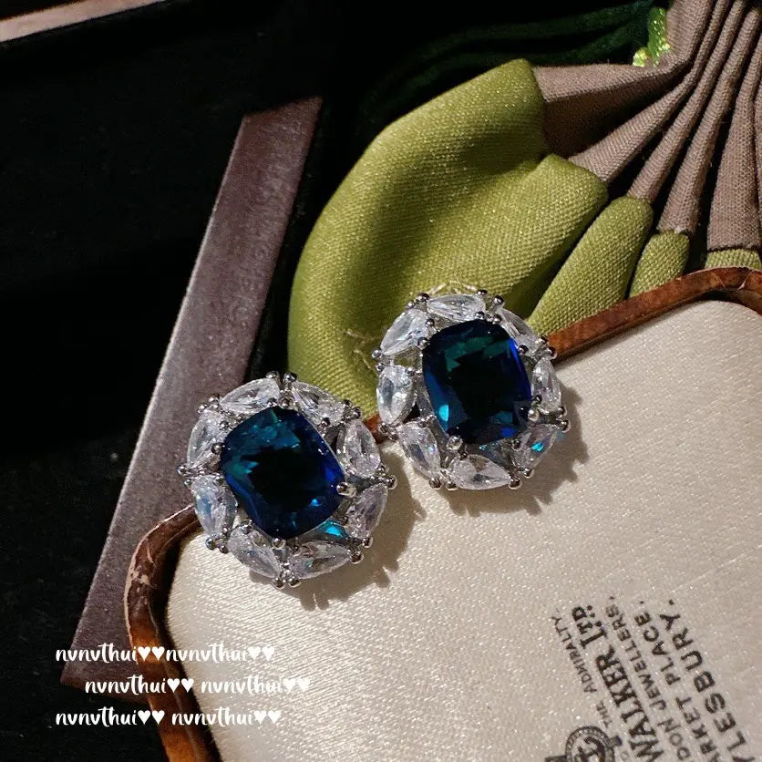 Sri Lankan Blue Sapphire Floral Jewelry Set  in Gold-Plated Brass with Zircon Accents