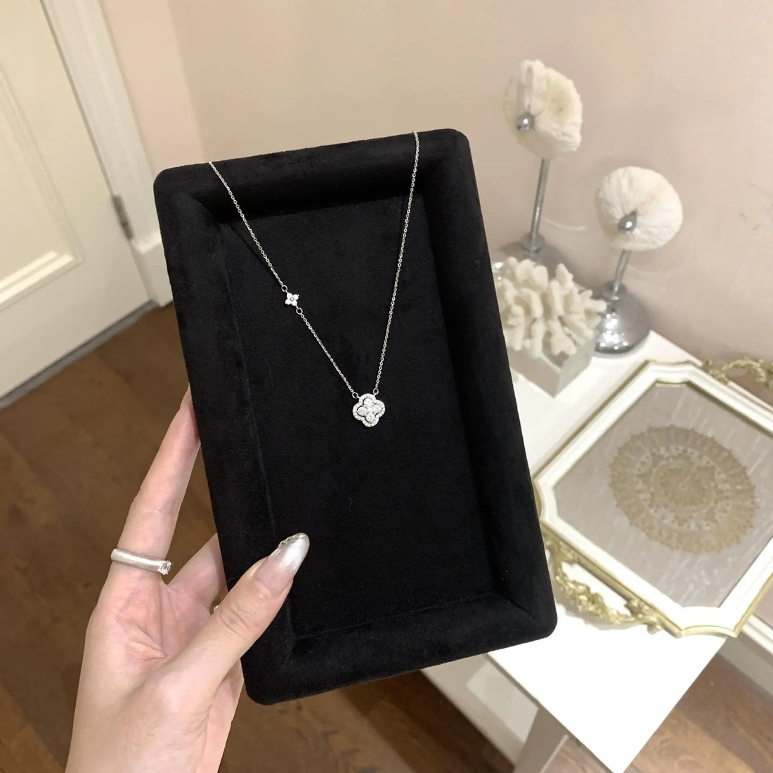 925 Sterling Silver Four - Leaf Clover Pendant Necklace with Full - Set Cubic Zirconia